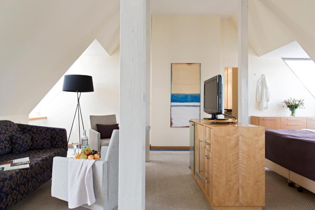 Hotel Kleines Meer Waren  Rom bilde