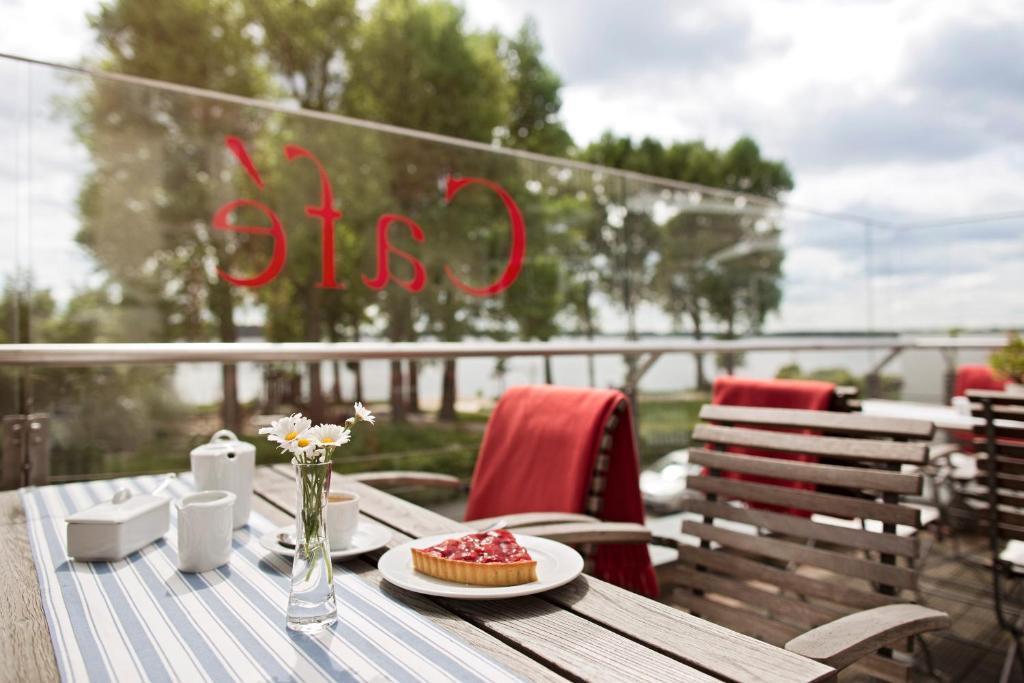 Hotel Kleines Meer Waren  Eksteriør bilde